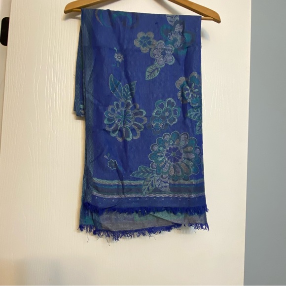 Batch of 6 Pashmina Style Scarves in Cool Tones: purples and blues, one size - Picture 5 of 11